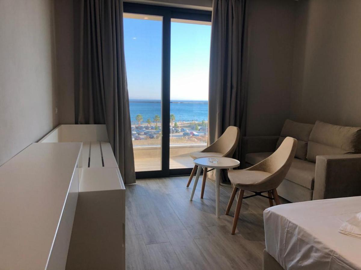 Hotel Кєпаро Екстер'єр фото