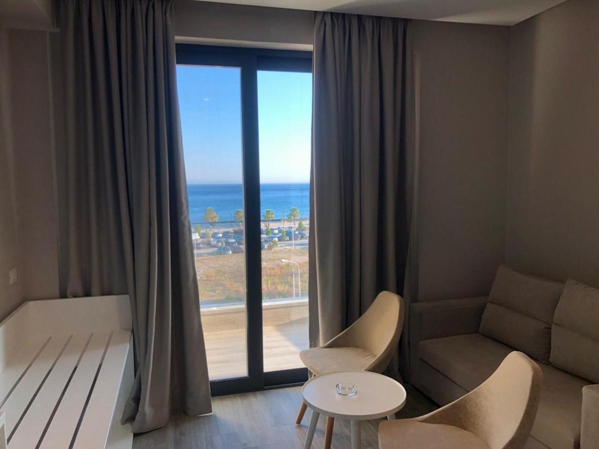 Hotel Кєпаро Екстер'єр фото