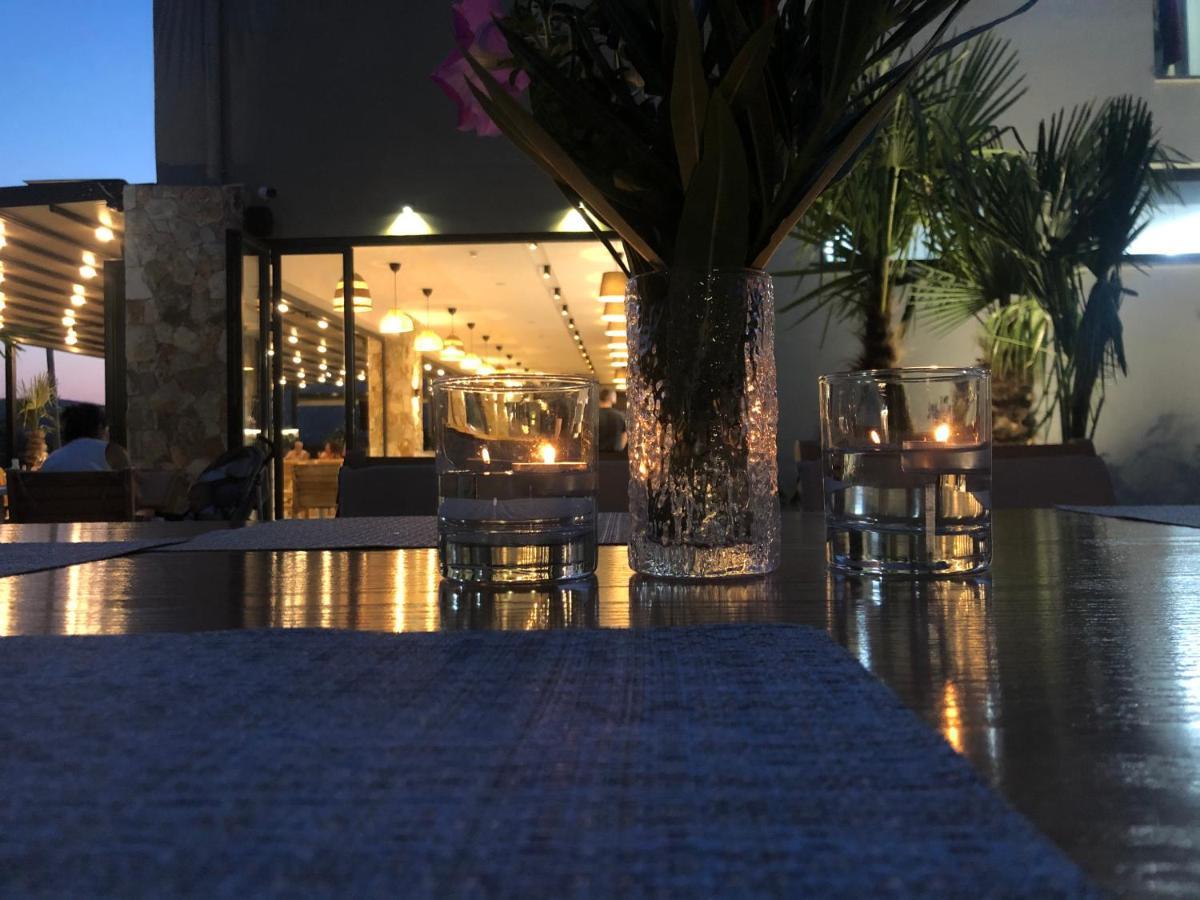 Hotel Кєпаро Екстер'єр фото